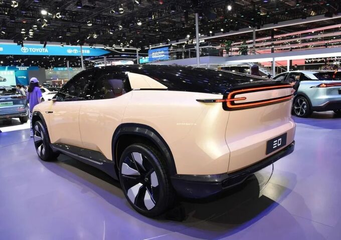 皮卡再添重量级玩家长安CD701可实现SUV秒变皮卡明年投产-图8