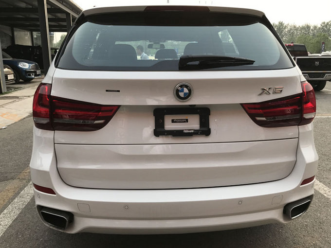 2018款宝马X5M价格 超有运动范引领潮流-图4