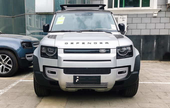 全新一代路虎卫士抵京实拍 土豪请抓紧时间抢购-图1