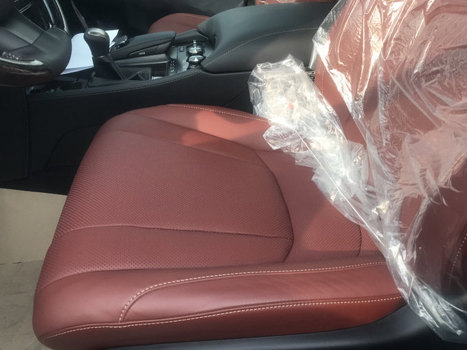 18款雷克萨斯LX570 中东铂金版踏青专惠-图12