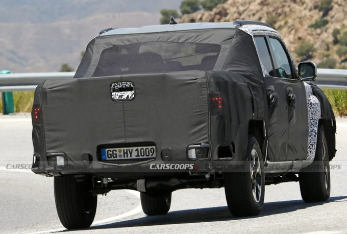 起亚Tasman 测试车出现在西班牙街头-图5