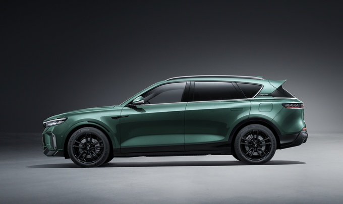 新岚图FREE和问界M7怎么选追求年轻运动选它准没错-图4