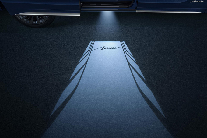 豪华MPV界的扛把子别克世纪为啥能被行业精英们认可-图2