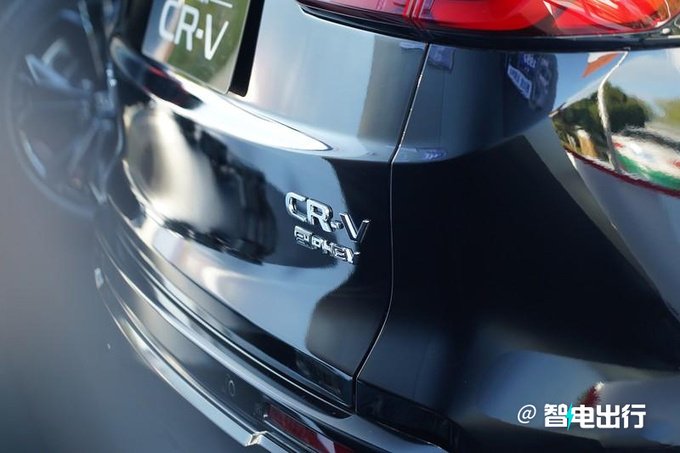 本田新版CR-V 3月10日上市跑一公里仅需1毛钱-图3
