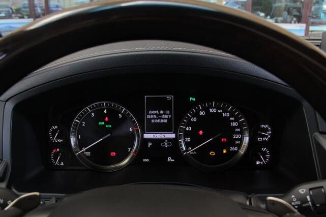 18款雷克萨斯LX570 多地形8座凌志清仓甩-图5