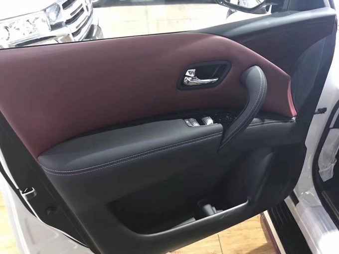 19款日产尼桑途乐 七座高配44.3万底价售-图5