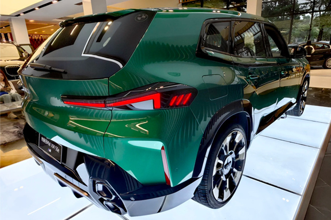 官降17.8万宝马XM入门版售129万 老车主补差价-图3