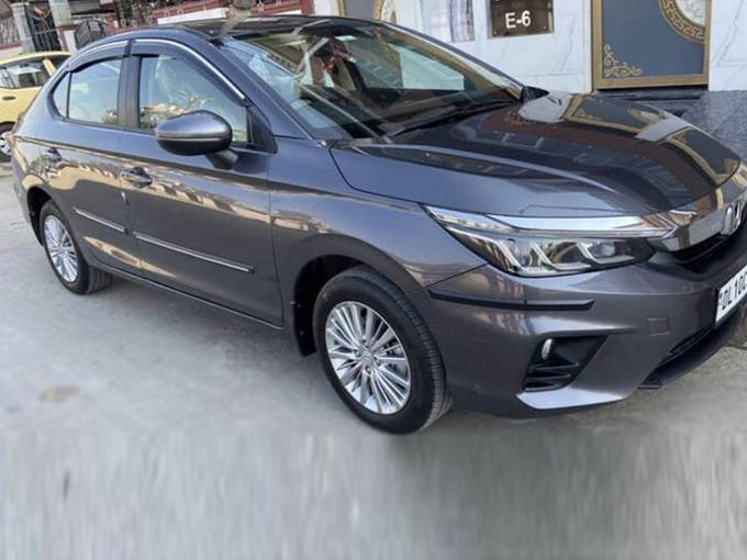 本田小号雅阁实车街拍 搭1.0T引擎/内饰简洁-图1