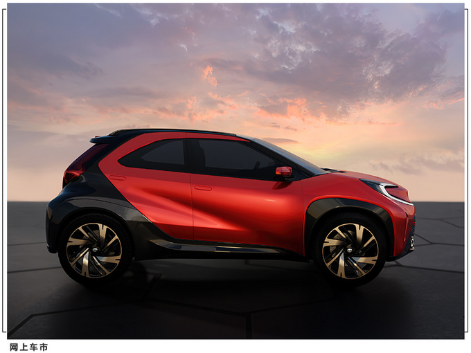 丰田全新车型正式发布 跨界车身设计/配贯穿式灯带-图3