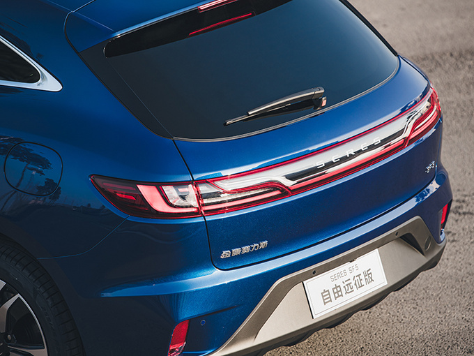 特斯拉工艺+华为电机 造出来一辆怪兽级SUV-图2