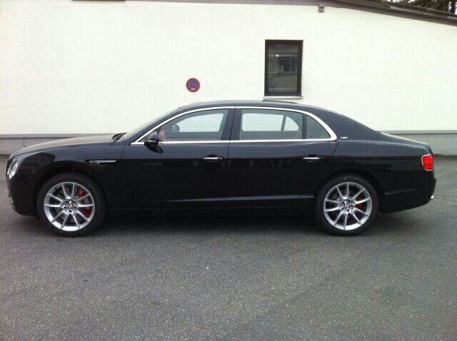 18款宾利飞驰4.0T 顶级豪车S五座批发价-图3