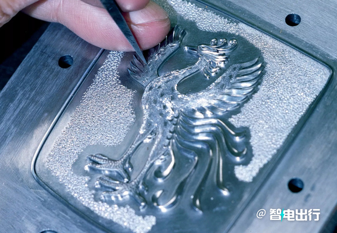 欲剥离雷克萨斯销售网丰田世纪轿车或将复产-图5