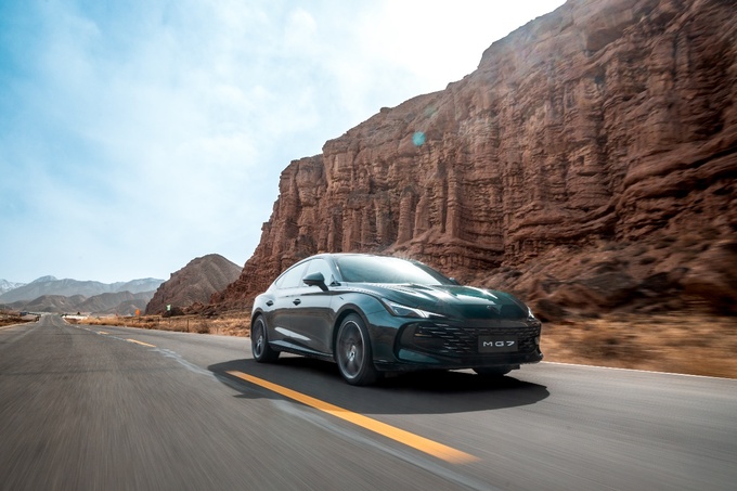 你好中东至美B级轿跑MG7开拓全球新版图-图3