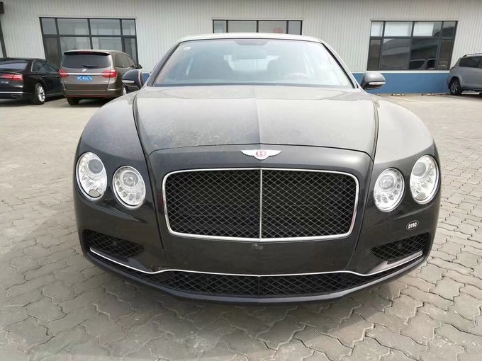 17款宾利飞驰V8S免消费税 顶级奢华座驾-图4