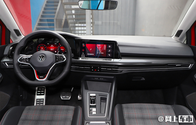 大众全新高尔夫GTI下月预售 8月上市 预计售23万-图4