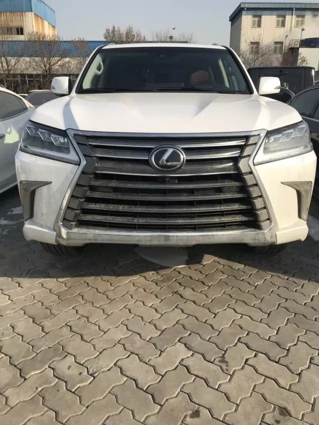 18款雷克萨斯LX570 运动型多功能价格表-图2