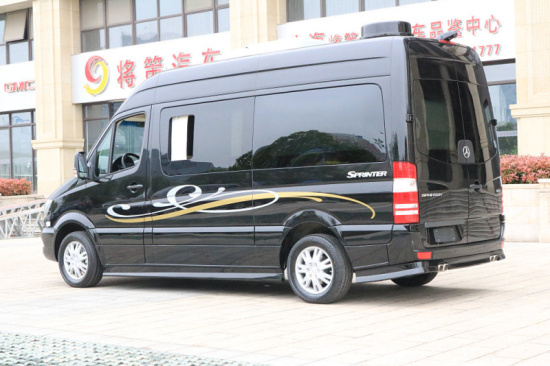 最新款奔驰斯宾特房车 现优惠价79万秒杀-图3