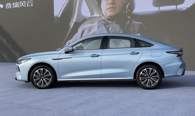 奇瑞风云A8远航版「较真」上市10.99万起解决所有混动痛点-图16