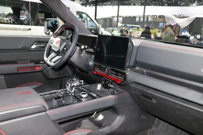 满载越野期待而来 江铃大道多款明星车型演绎户外新玩法-图3