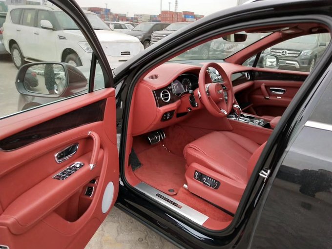 18款柴油宾利添越 配置丰富详解假期钜惠-图7