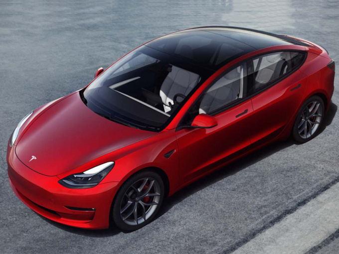 特斯拉Model 3个性改装 加装夸张尾翼和伪排气系统-图1