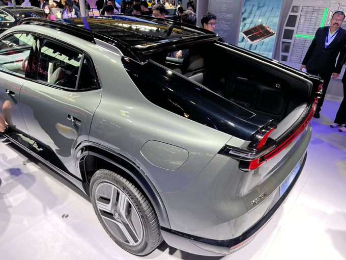 2024北京车展长安启源E07实拍体验首款量产可变形汽车-图4