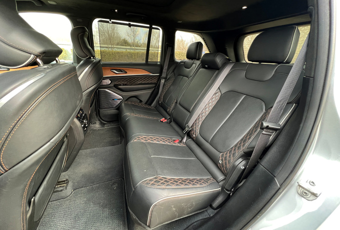 《豪华180》全新大切诺基4xe能否成为越野传奇的新篇章-图21