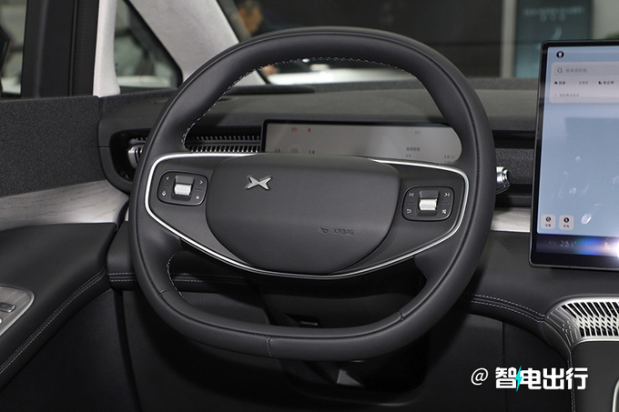 小鹏X9元旦上市标配后轮转向 37万起售能火-图4