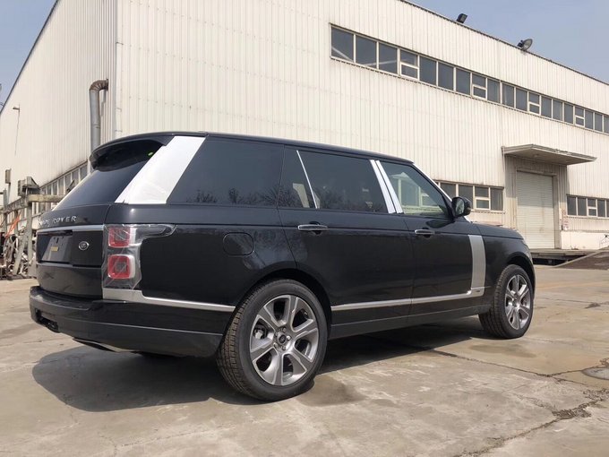 18款路虎揽胜行政 高档次尊崇创世加长版-图3