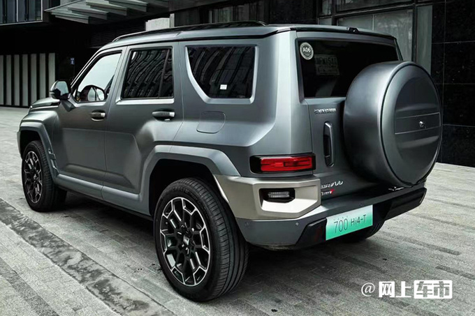 坦克700 Hi4-T预售xx.xx万起全系配3.0T V6发动机-图3