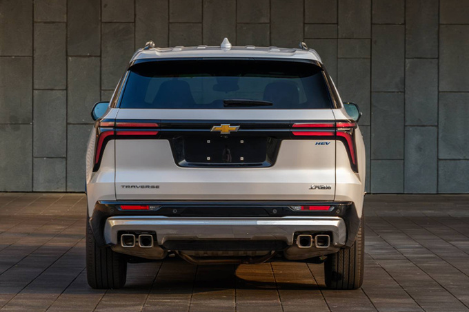 雪佛兰Traverse实拍曝光搭2.0T混动 尺寸超大众途昂-图2