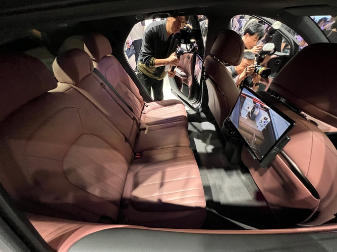 2024北京车展长安启源E07实拍体验首款量产可变形汽车-图9