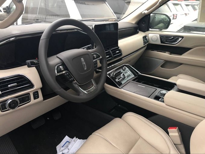 18款林肯领航员豪华空间配置 高端商务车-图12