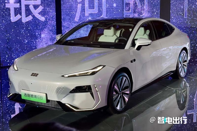降1.8萬吉利銀河E8限時售16.98萬起139項標配-圖3