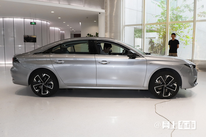 官降2.7万标致新508L售16.37-20.77万 全系1.8T-图3