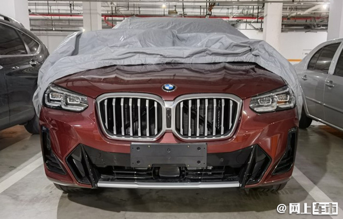 宝马新款X3国内实拍 内饰换大屏 预计39万元起售-图3