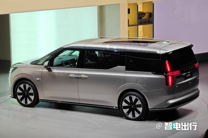 沃爾沃EM90全球首發 XX.XX萬起售 XX月交付-圖3