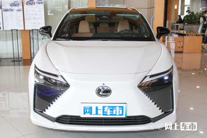 雷克萨斯RZ增长续航版便宜4.4万 35.59万起售-图6