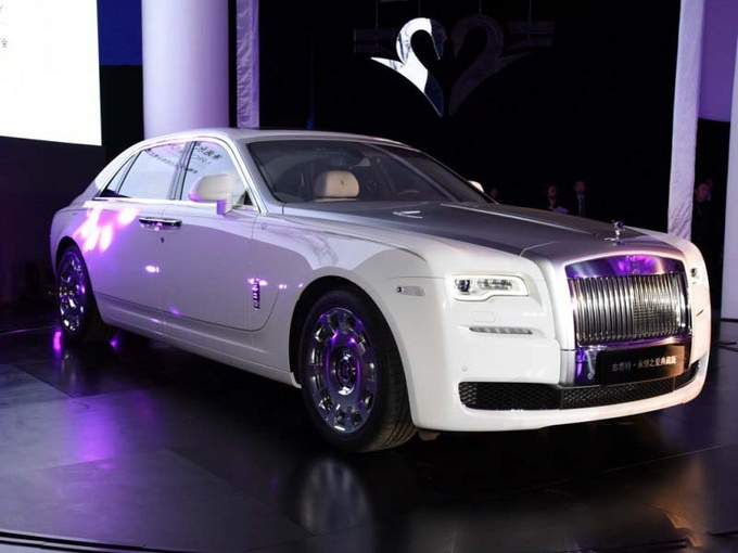 2019款劳斯莱斯古思特 港口巨献强势降价-图2