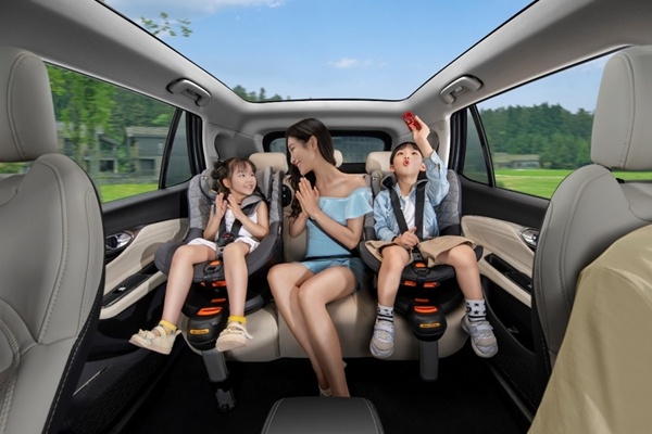 更有AI的家庭SUV,AION V Plus上市15.99万起-图5