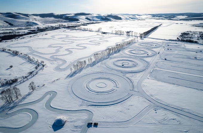 漂移盛宴保時捷全系冰雪試駕911 Dakar領銜多款新車加盟-圖6