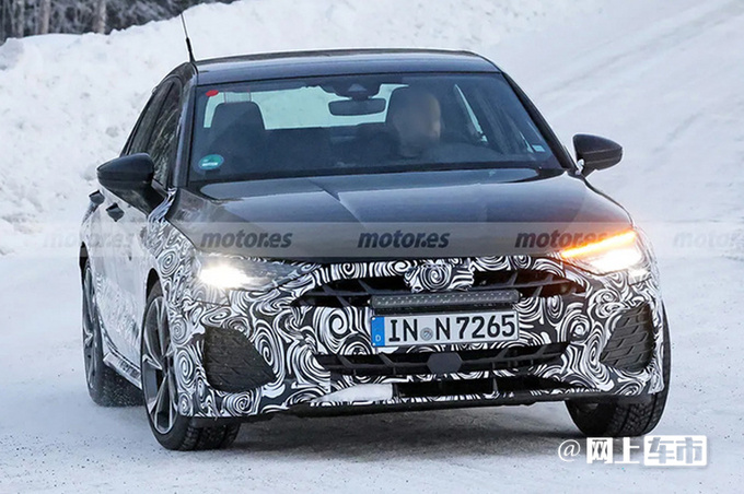 奥迪改款A3曝光三厢版轴距二次加长 和速腾一样大-图2