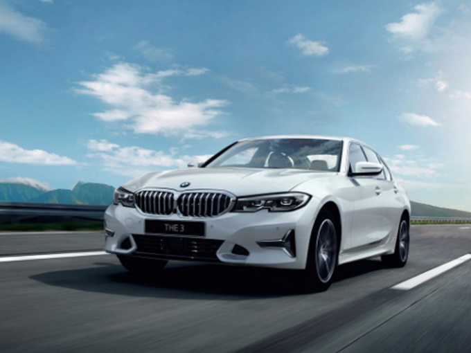 宝马发布40周年纪念版车型 专属徽标/限量发售-图1