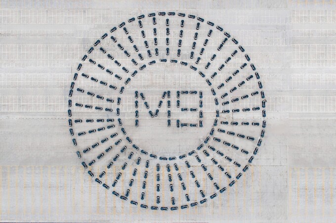 赛力斯超级工厂建成投用  M9首批车主交付活动开启-图4