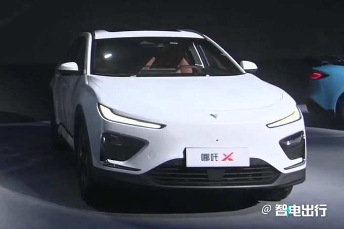 降價(jià)1.4萬(wàn)哪吒X售10.88-12.28萬(wàn)元 車(chē)身大幅加長(zhǎng)-圖2