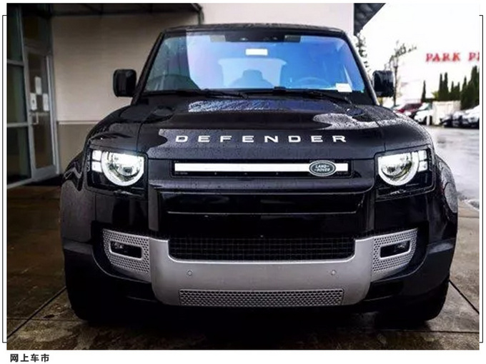 路虎全新卫士实拍 LED大灯/配嵌入式中控屏-图2