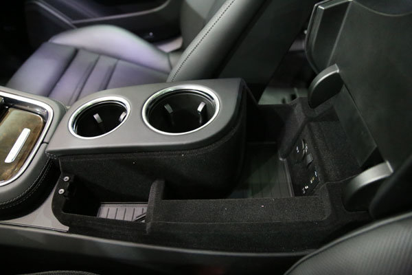 保时捷Panamera配置更拉风 揭秘牛气性能-图9