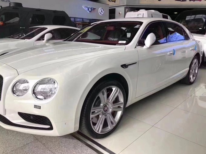 18款宾利飞驰V8S 四座顶级气质商务轿跑-图3