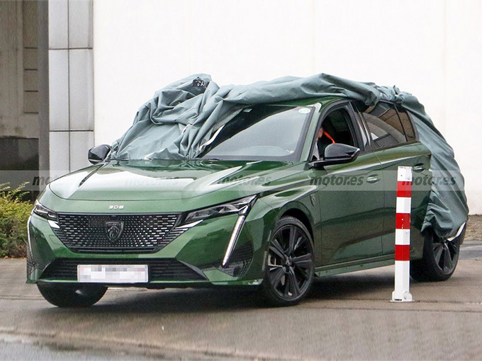 标致新款308无伪谍照全新设计语言/换装新LOGO-图1