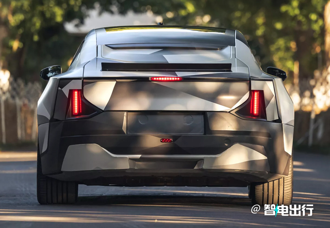 沃尔沃全新四门轿跑曝光年底首发/重庆投产-图4